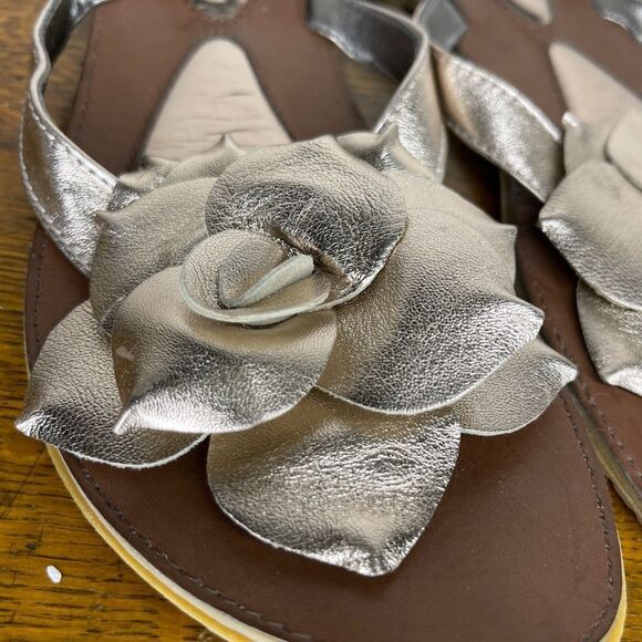 Kenneth Cole Reaction Bloom Sandals - Picture 2 of 7